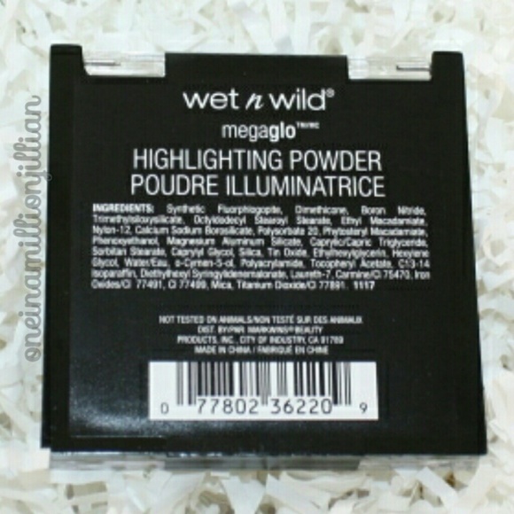LE MegaGlo Holographic Highlighting Powder - Picture 3 of 4
